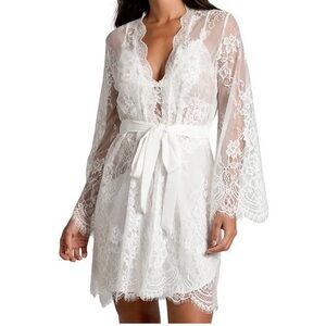 In Bloom By Jonquil Allover Lace Long Sleeve Scalloped Trim Coordinating Robe